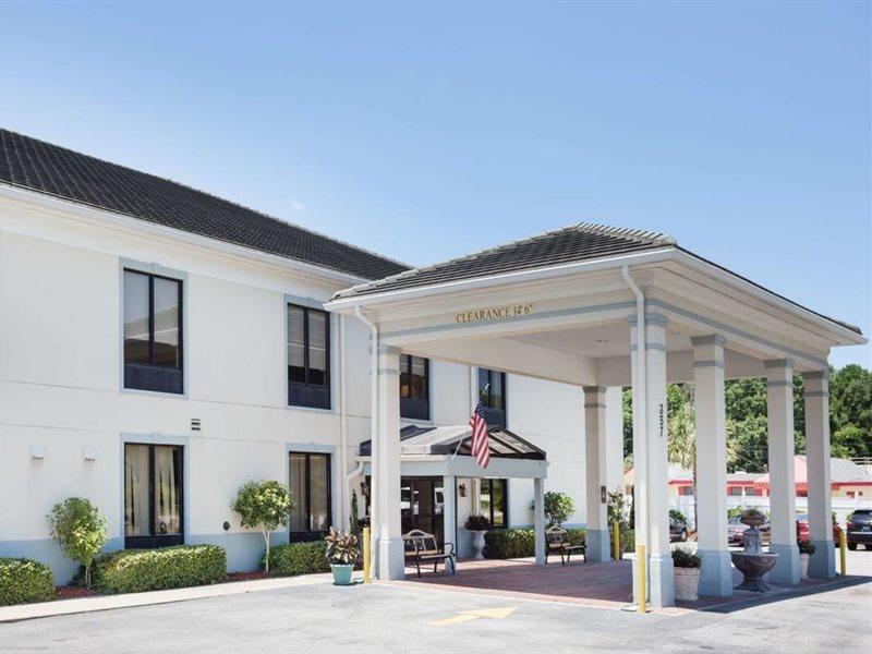 Baymont By Wyndham Savannah/Garden City Port Wentworth Esterno foto