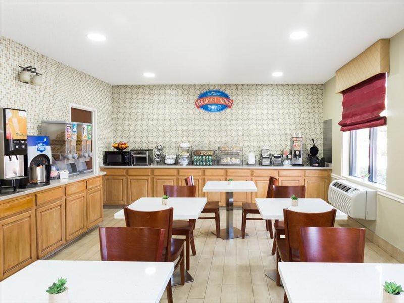 Baymont By Wyndham Savannah/Garden City Port Wentworth Esterno foto