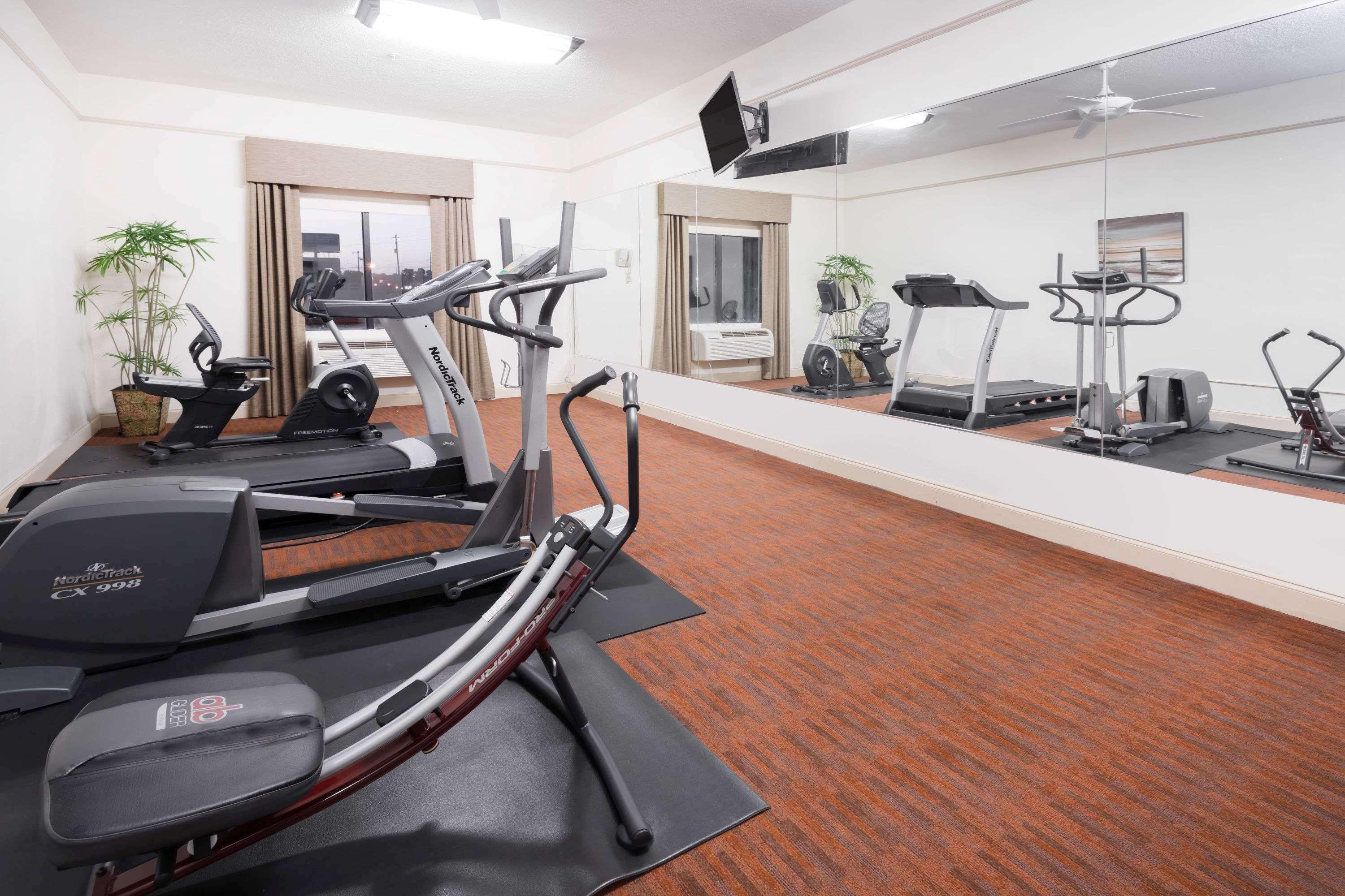 Baymont By Wyndham Savannah/Garden City Port Wentworth Esterno foto