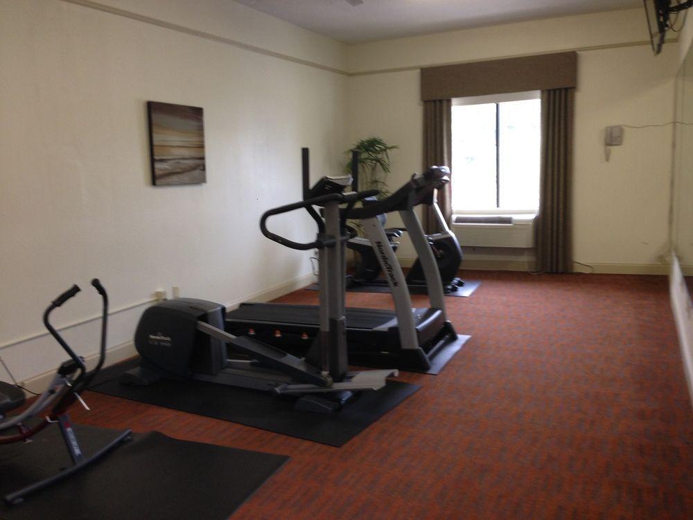 Baymont By Wyndham Savannah/Garden City Port Wentworth Esterno foto