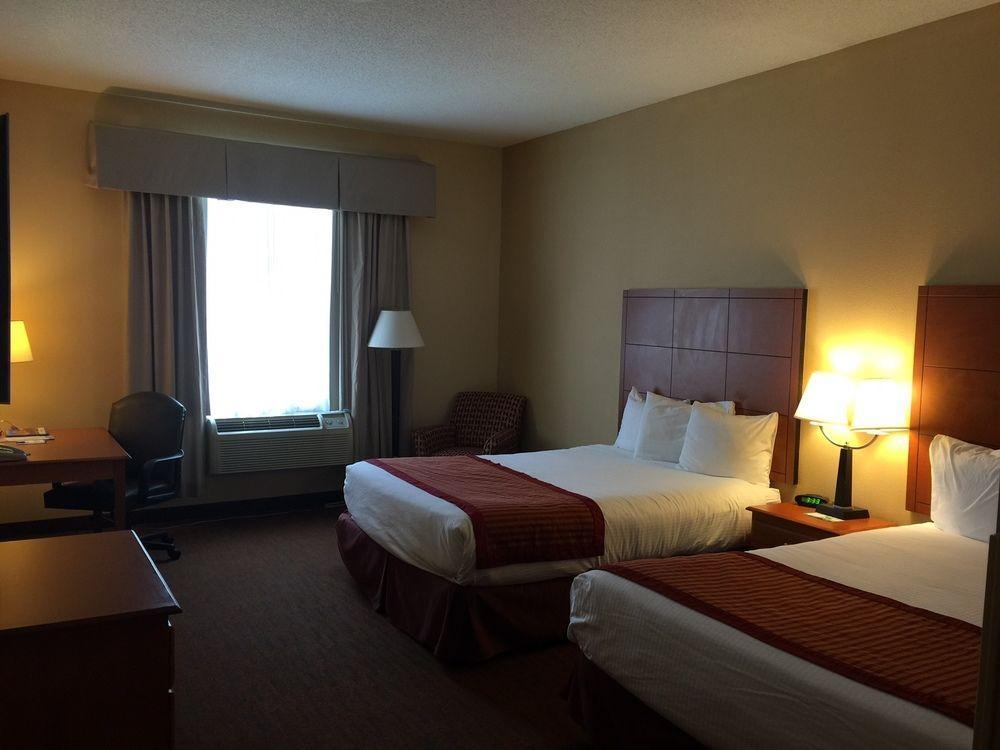 Baymont By Wyndham Savannah/Garden City Port Wentworth Esterno foto
