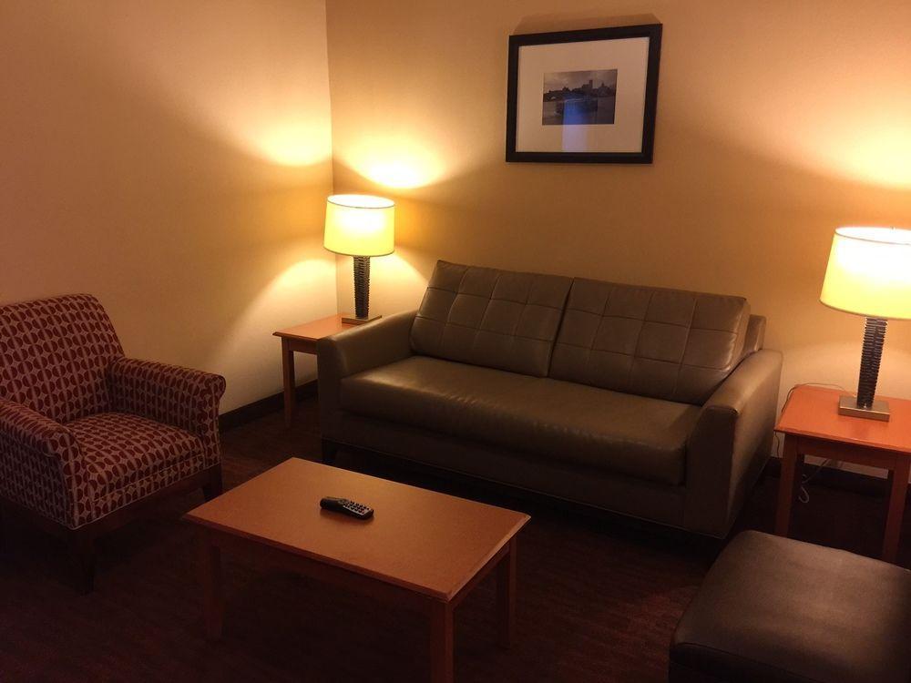 Baymont By Wyndham Savannah/Garden City Port Wentworth Esterno foto